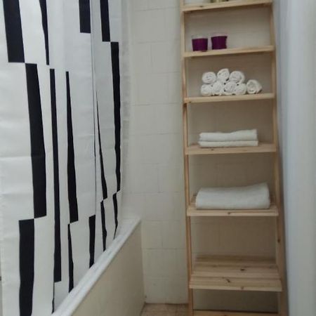 Room In Apartment リション・レジオン エクステリア 写真